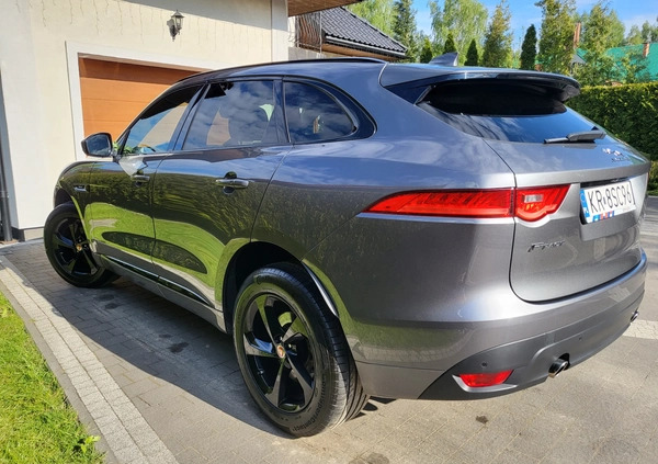 Jaguar F-Pace cena 116990 przebieg: 84000, rok produkcji 2018 z Dynów małe 781
